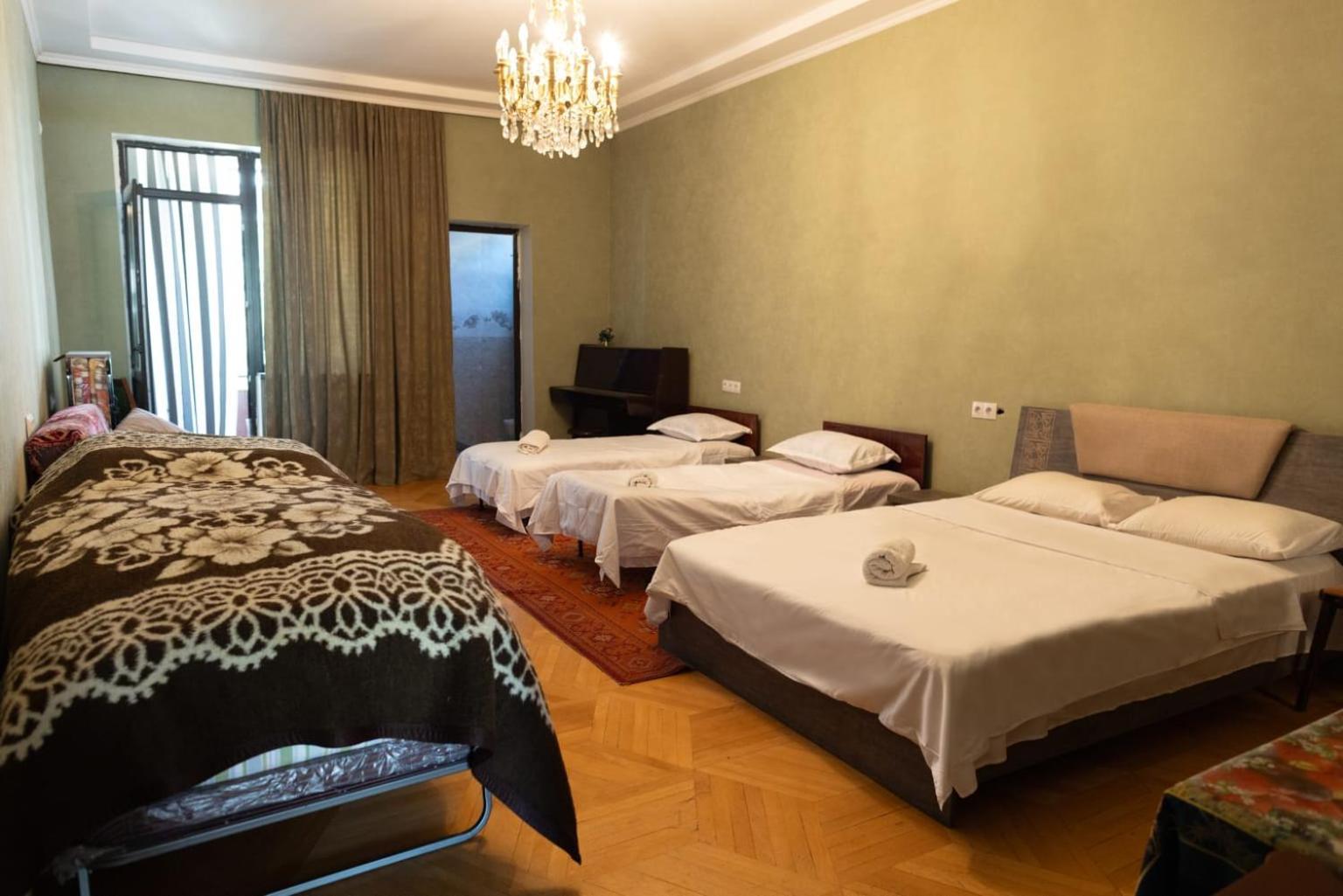 Wine House Hotell Tbilisi Exteriör bild