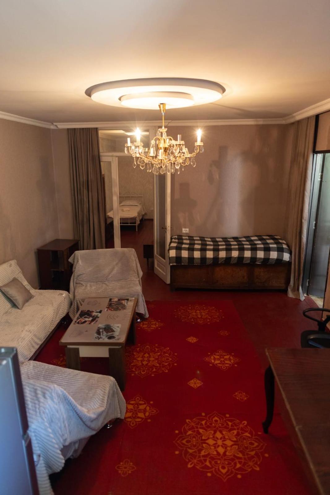 Wine House Hotell Tbilisi Exteriör bild