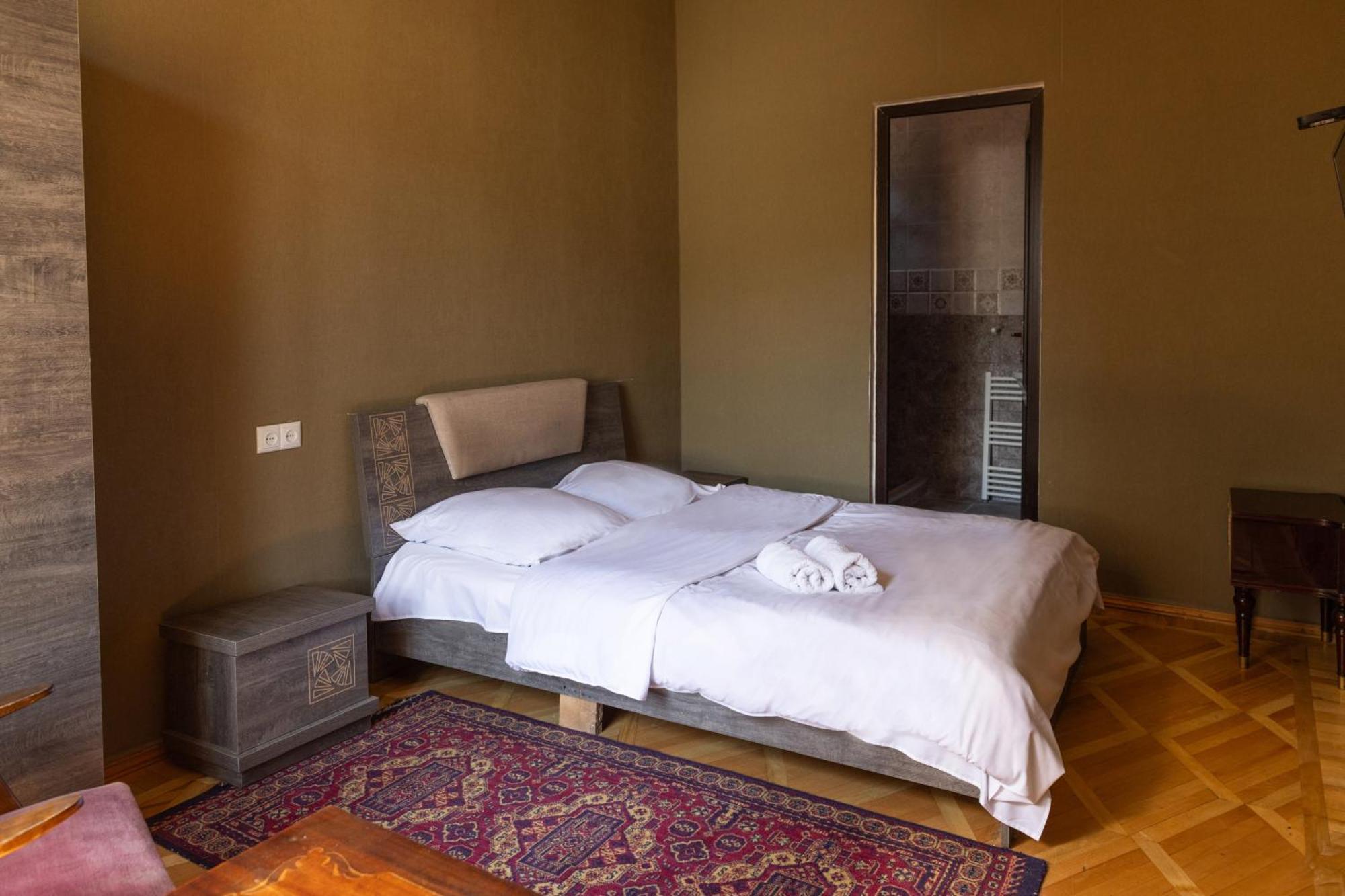 Wine House Hotell Tbilisi Rum bild